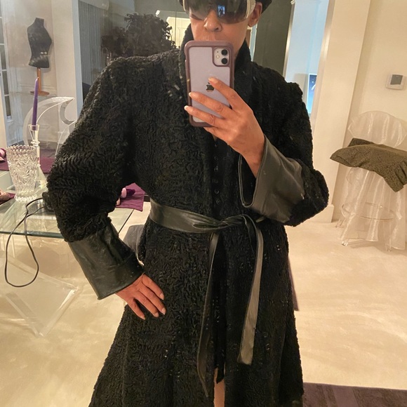 Hummel Vintage Persian Lamb Coat - Picture 2 of 16